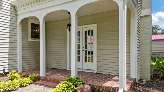 $259,000 | 401 Goldsboro Street, Lucama, NC 27851