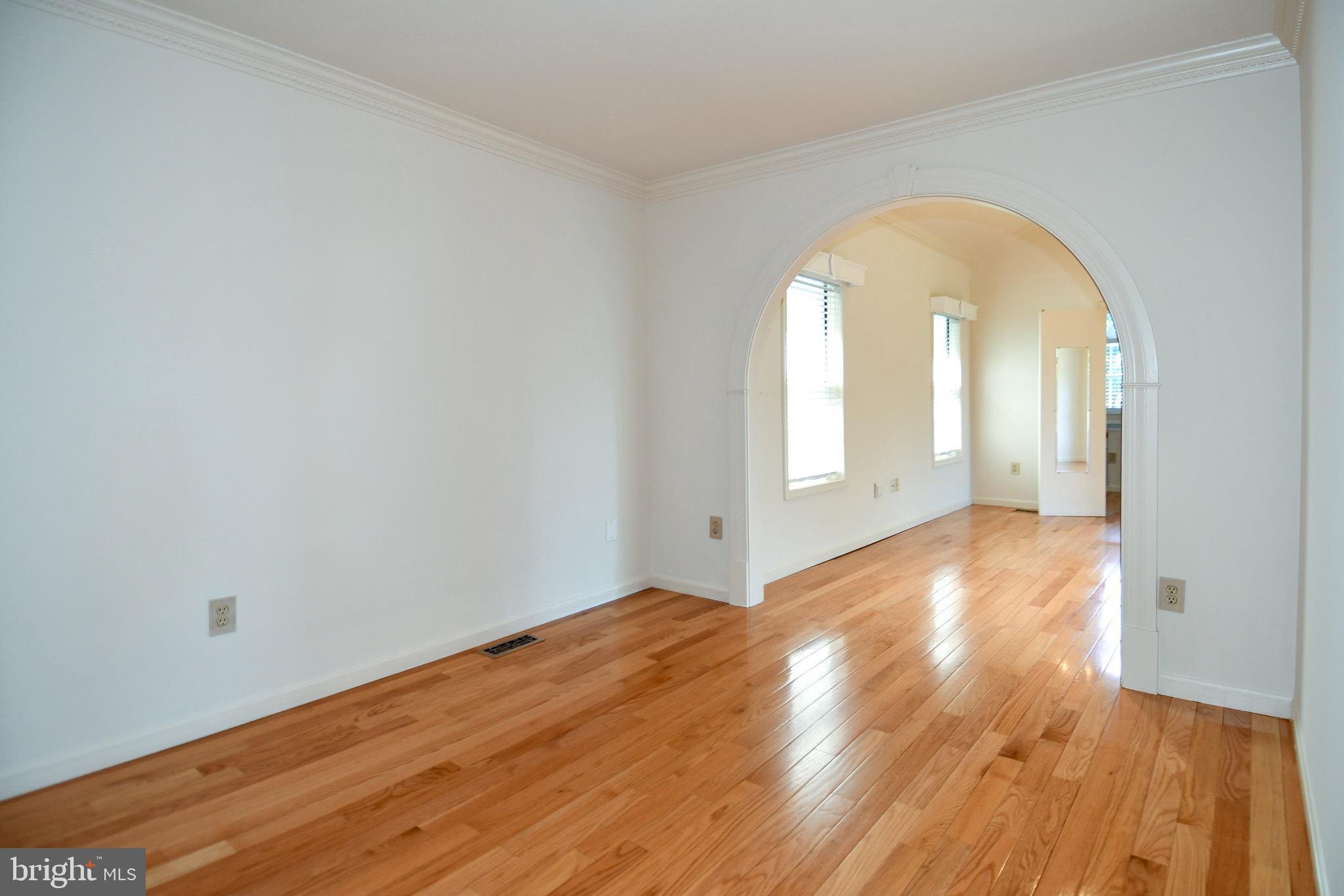 11061 Tottenham Lane Reston, VA 20194 - Photo 36 of 89
