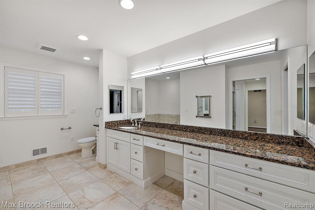 4530 Ranch Lane Bloomfield Hills, MI 48302 - Photo 22 of 42