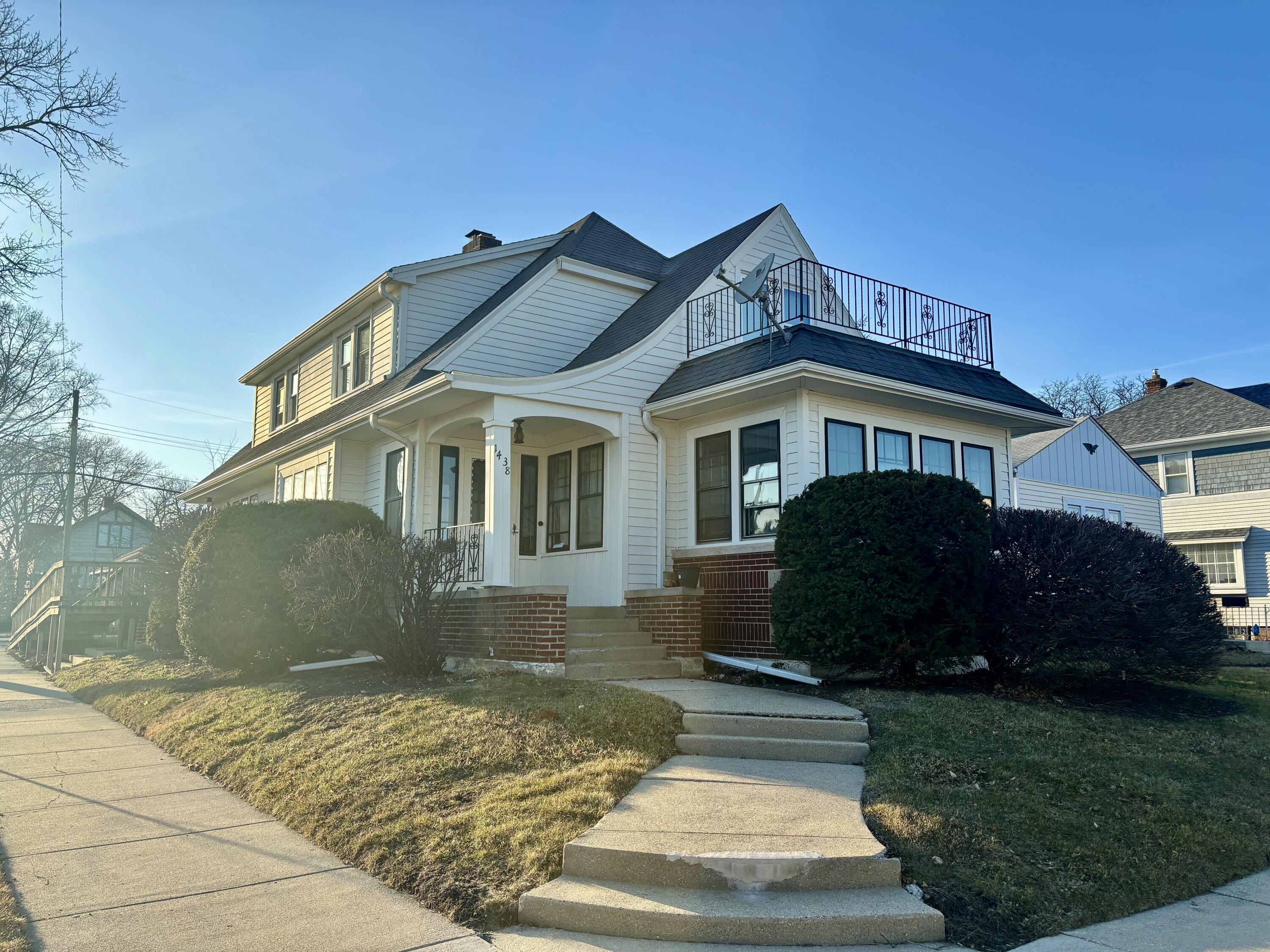 1438 Cleveland Avenue Racine, WI 53405 - Photo 1 of 1 Exterior