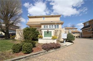 Welcome to 3391-04 Country Club Rd!