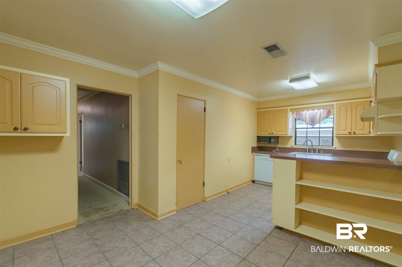 279 Jackson Boulevard Mobile, AL 36609 - Photo 11 of 38