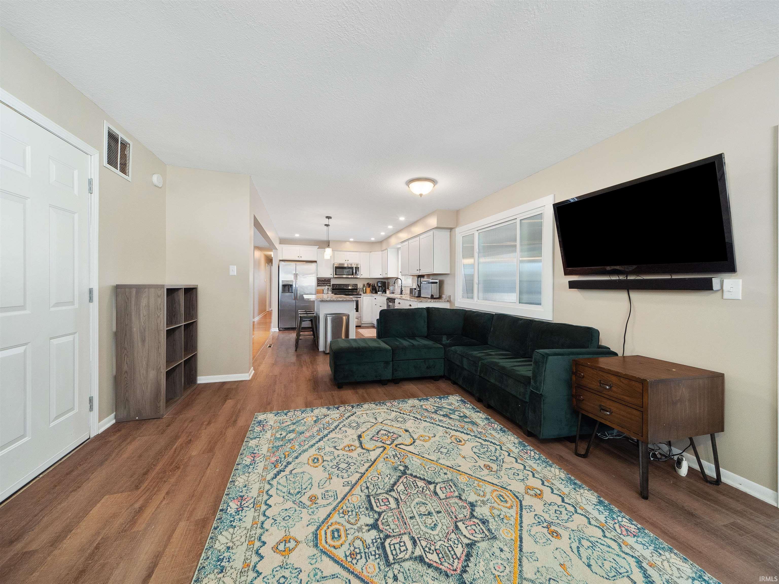 10914 Marion Center Road Fort Wayne, IN 46816 - Photo 9 of 28