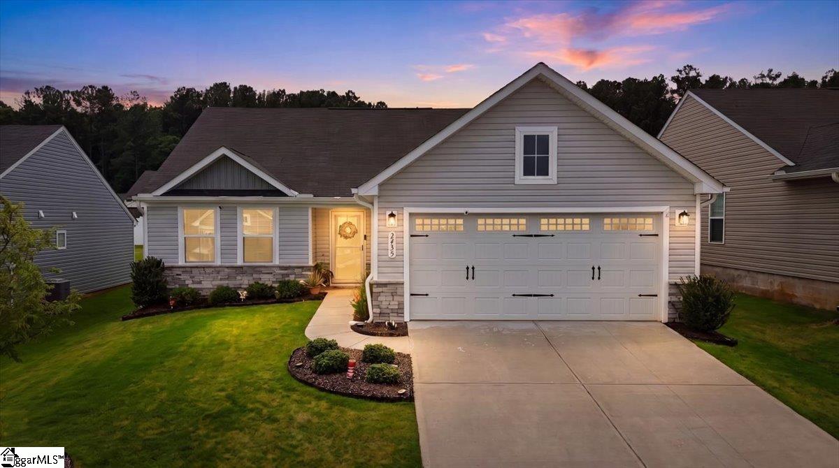 2435 Merrill Way Inman, SC 29349 - Photo 2 of 38