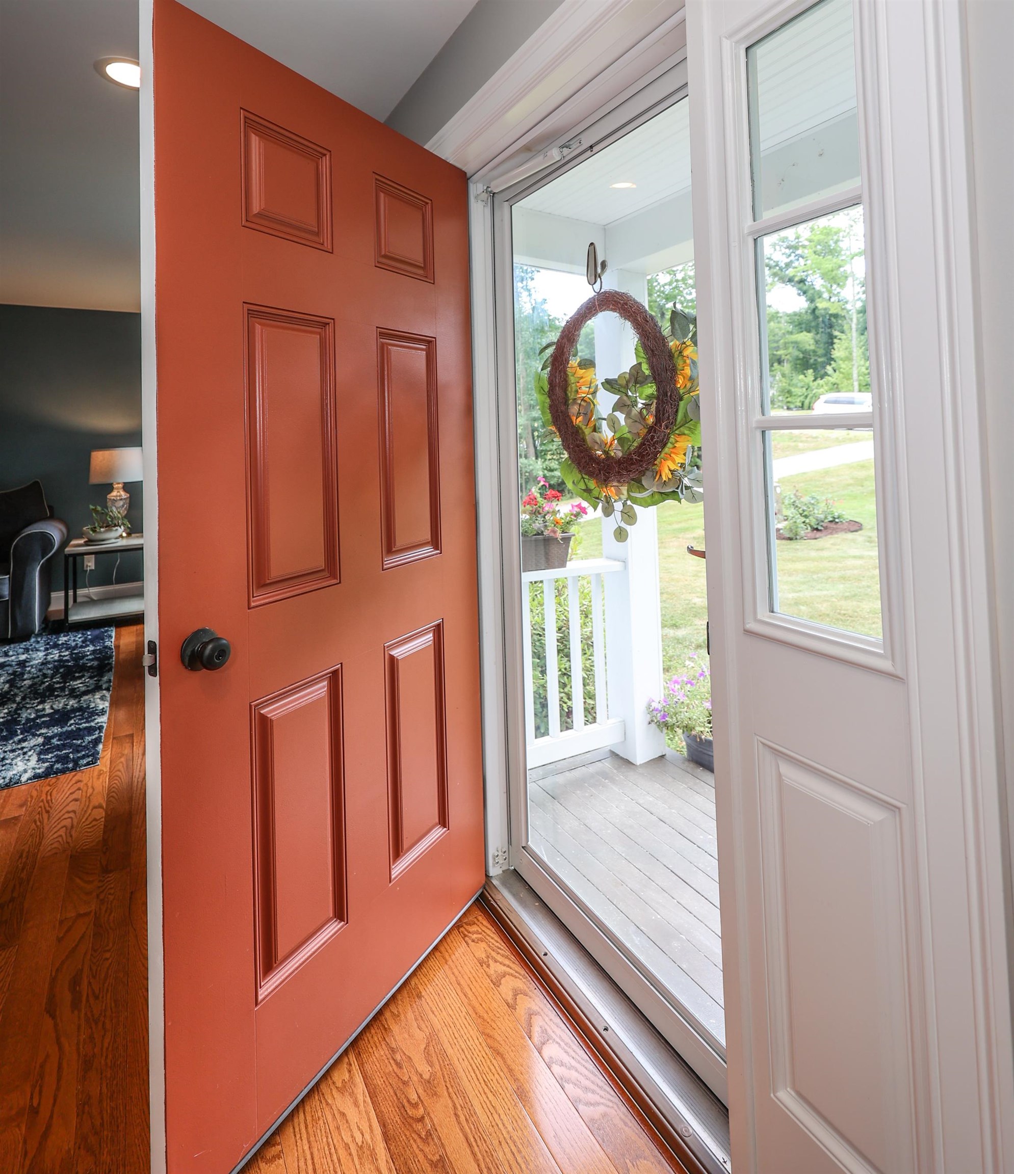 18 Treys Way Epping, NH 03042 - Photo 2 of 40
