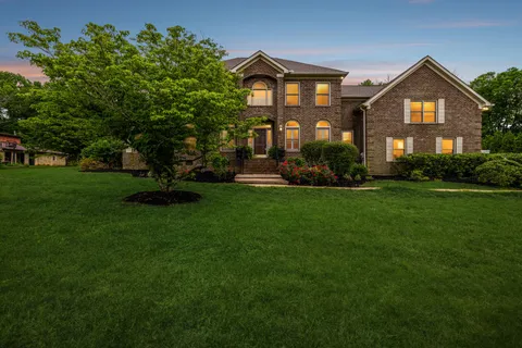 $1,495,000 | 105 Steeplechase Lane, Nashville, TN 37221