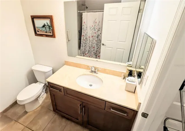 a bathroom with a tub