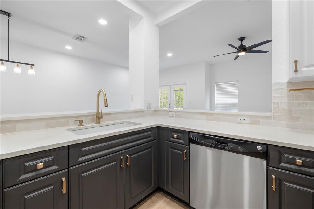 7820 Bally Money Road Tampa, FL 33610 - Photo 15 of 54