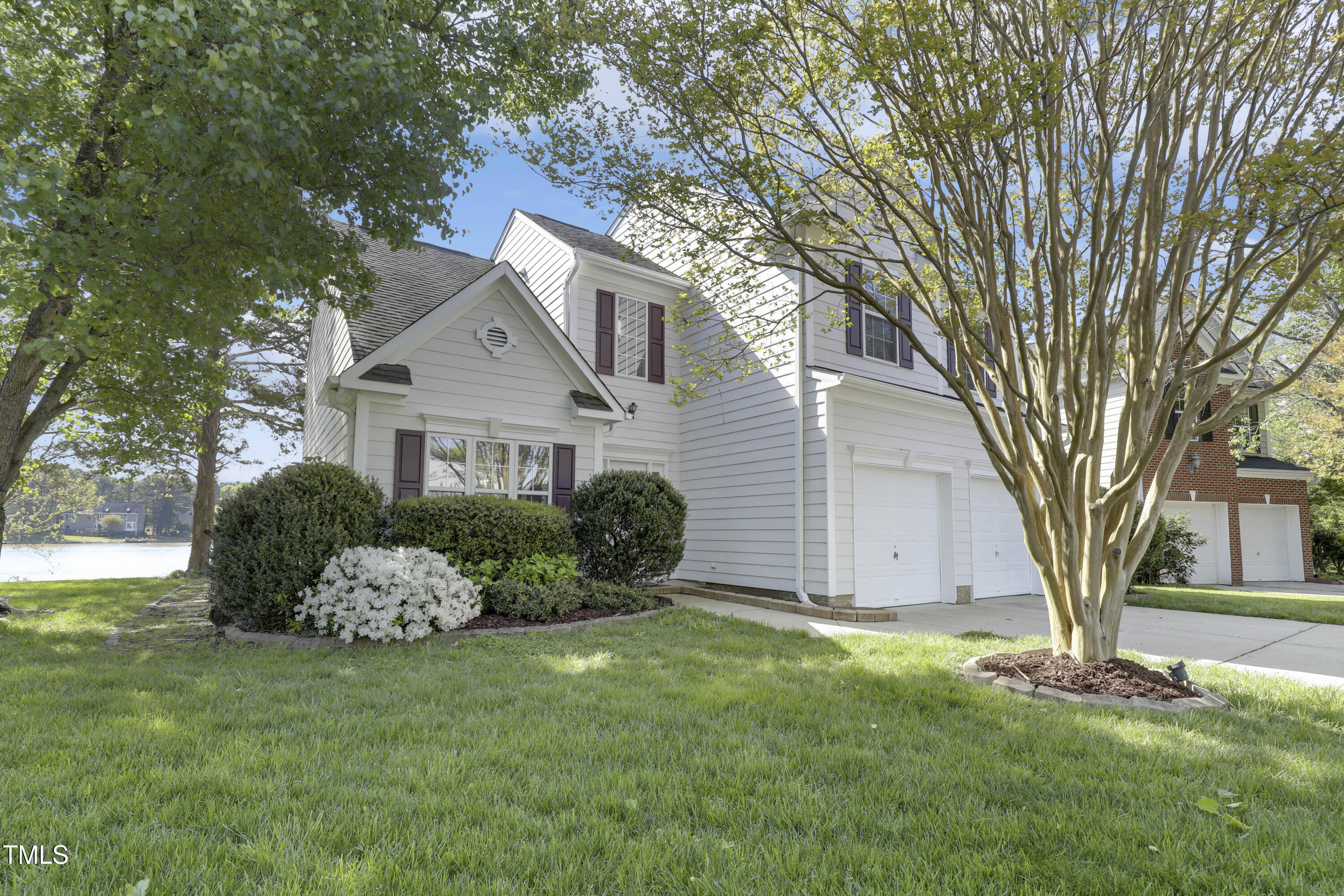 512 North Water's Edge Drive Durham, NC 27703 - Photo 3 of 55 3