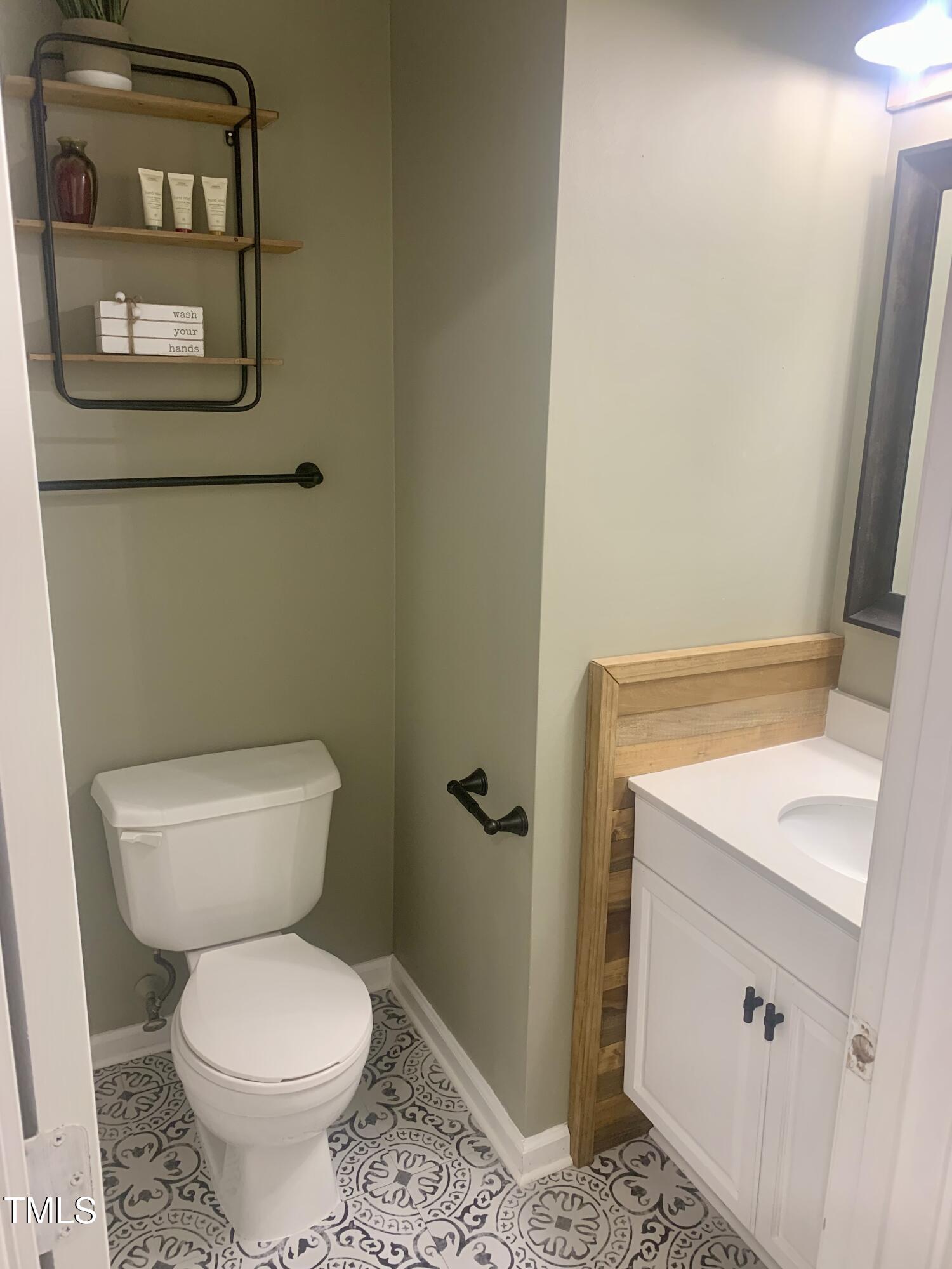 512 North Water's Edge Drive Durham, NC 27703 - Photo 31 of 55 IMG_8740