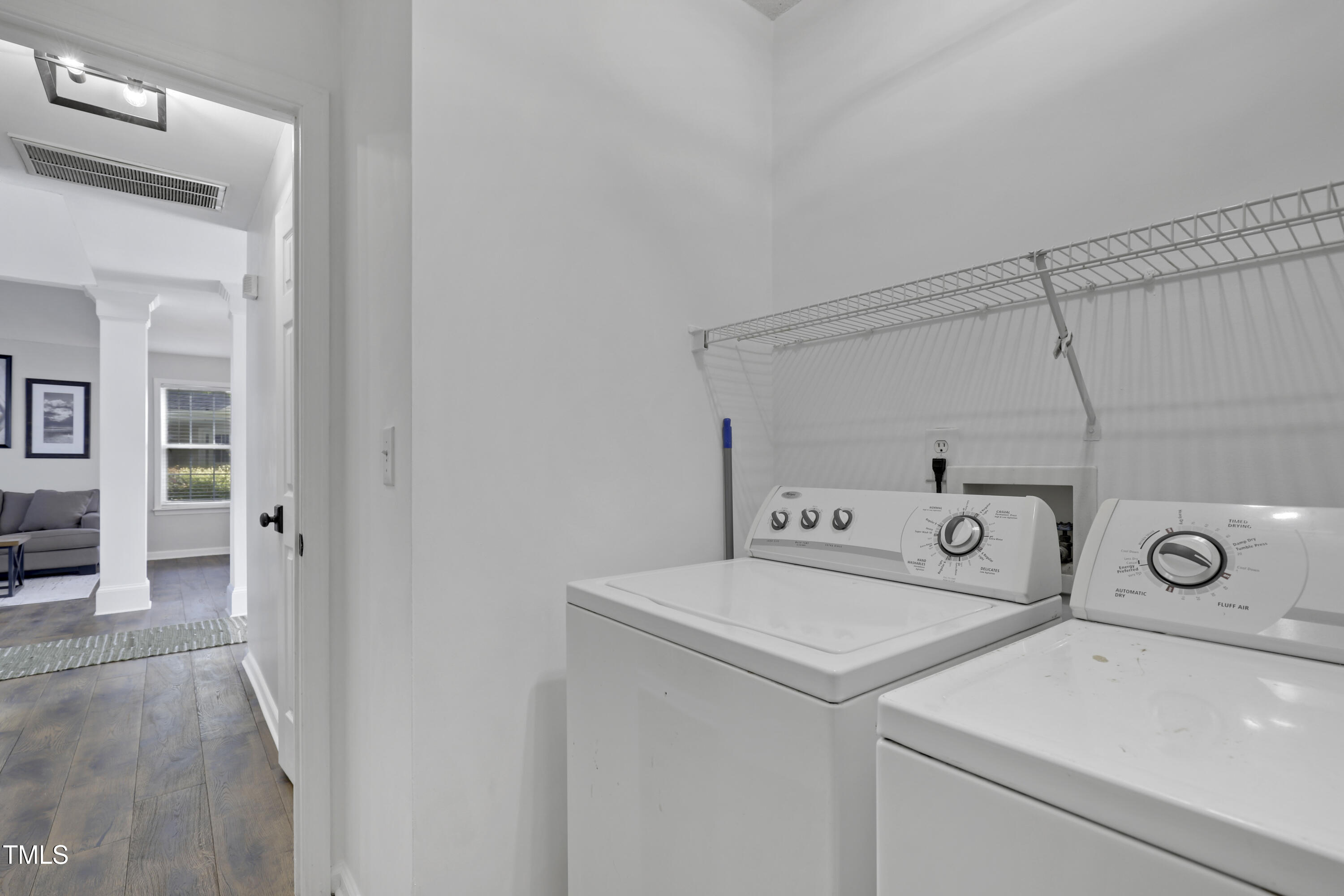 512 North Water's Edge Drive Durham, NC 27703 - Photo 35 of 55 34