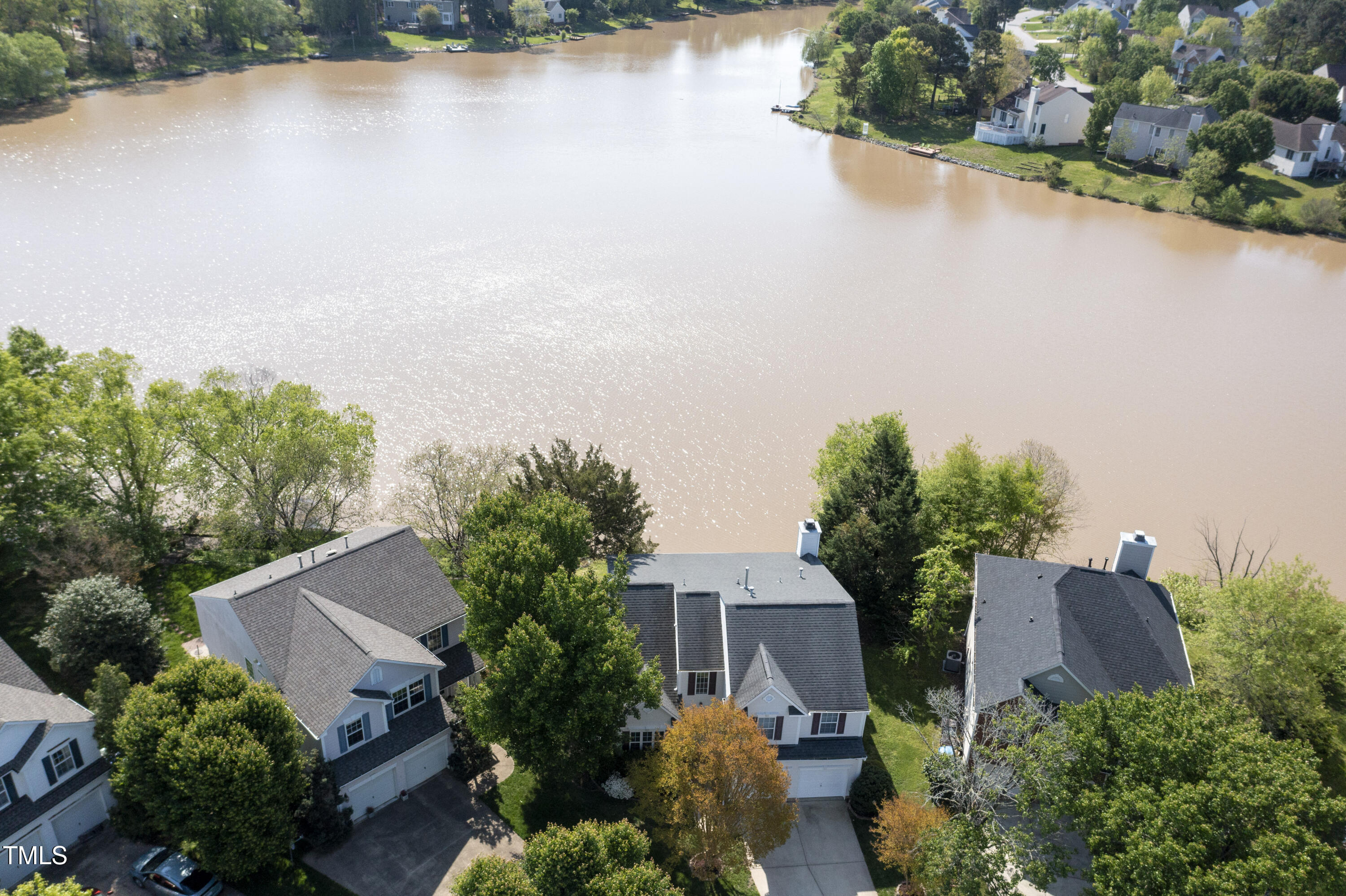 512 North Water's Edge Drive Durham, NC 27703 - Photo 42 of 55 44