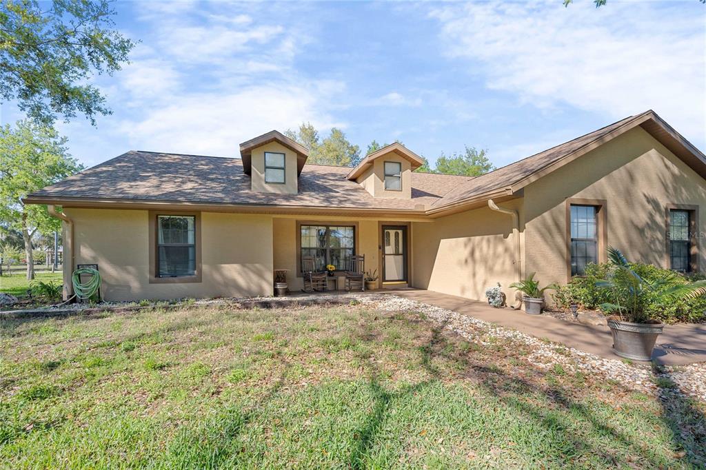 28445 Darby Road Dade City, FL 33525 - Photo 2 of 31