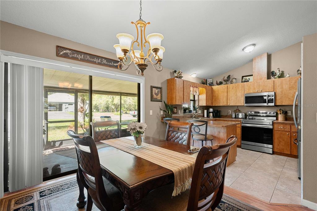 28445 Darby Road Dade City, FL 33525 - Photo 10 of 31