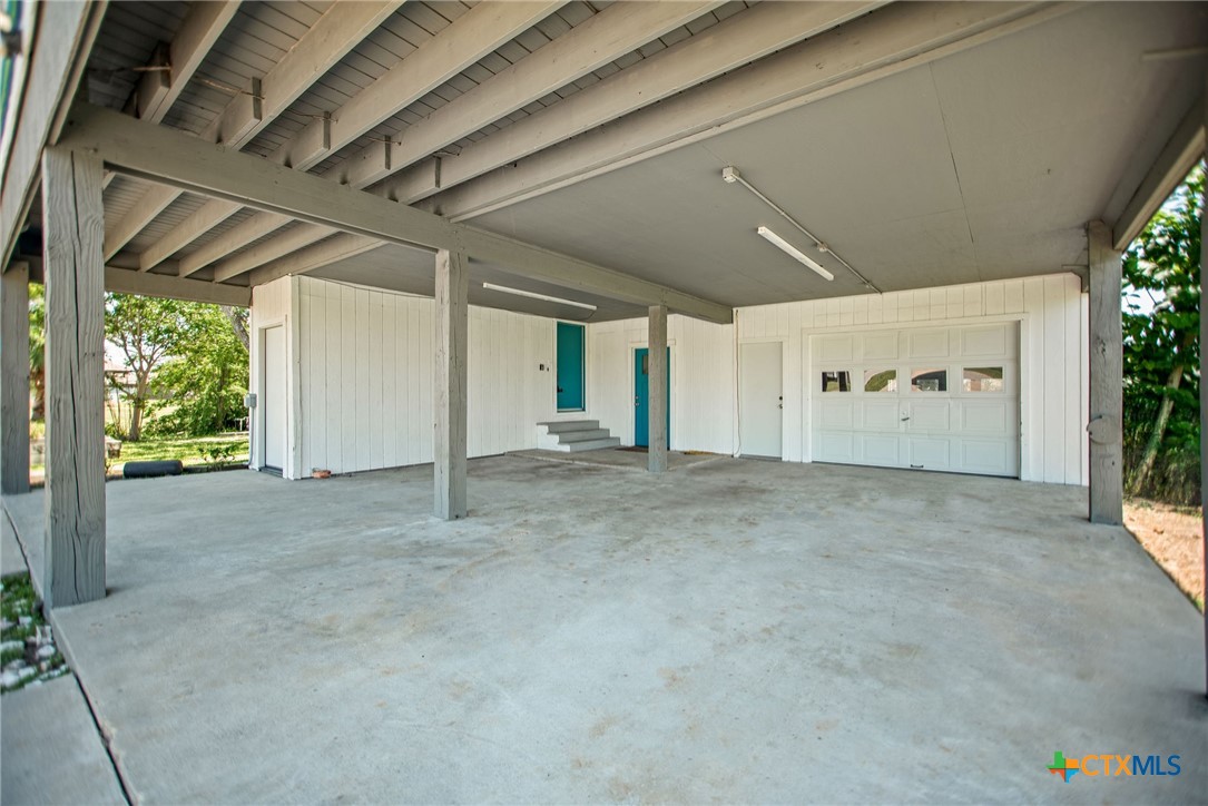115 West Adams Street Port O'Connor, TX 77982 - Photo 26 of 35