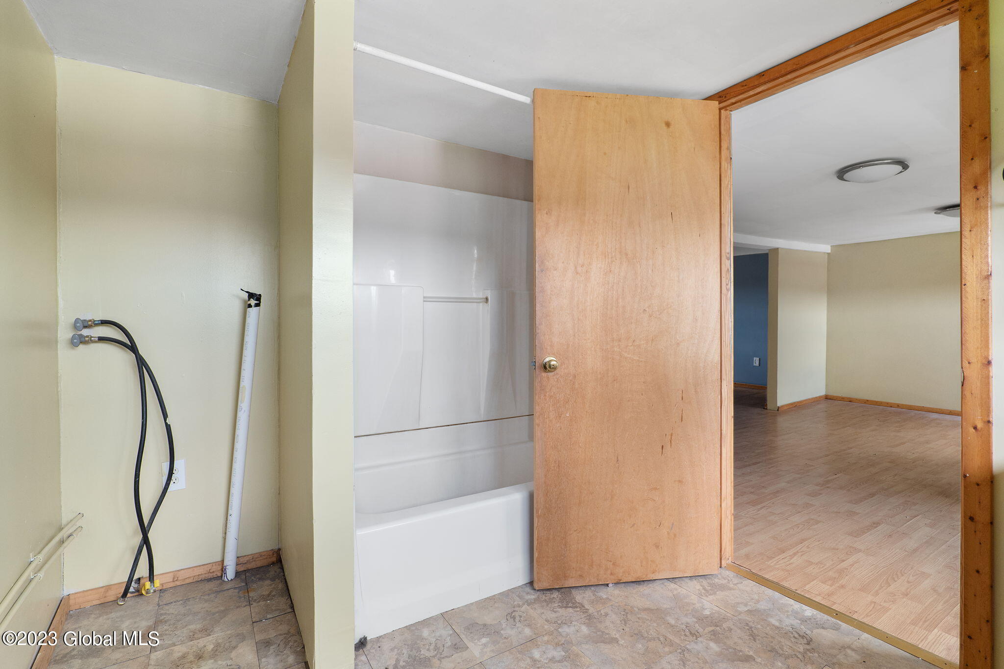 181 Ridge Road Amsterdam, NY 12010 - Photo 42 of 51 42-web-or-mls-181RidgeRd_42