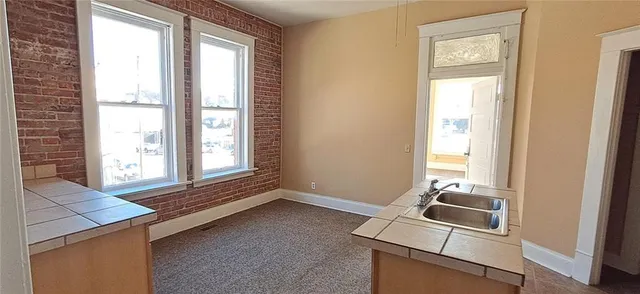 $249,000 | 1421 Penn Street, St. Joseph, MO 64503