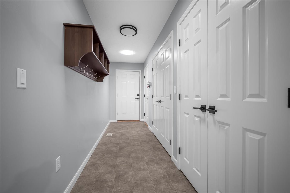 1605 Belclare Road Normal, IL 61761 - Photo 13 of 28 Gallery Image 13