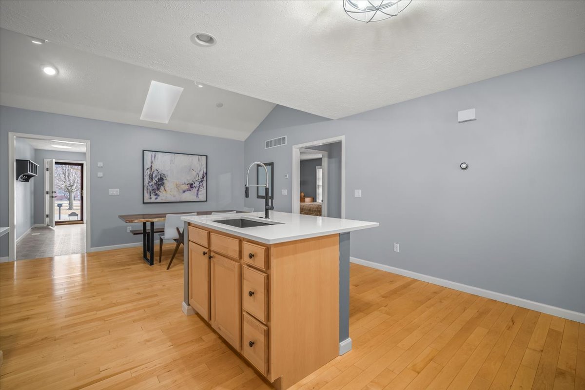1605 Belclare Road Normal, IL 61761 - Photo 8 of 28 Gallery Image 8