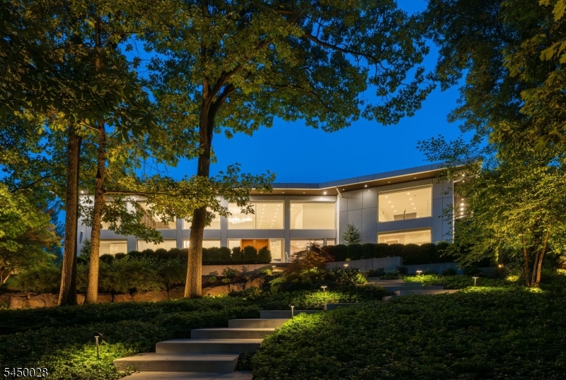 349 Crestmont Road Cedar Grove, NJ 07009 - Photo 1 of 21 Gallery Image 1