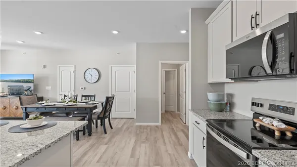 $399,000 | 290 Plaza Bch Drive, Unit 1A, Camdenton, MO 65020