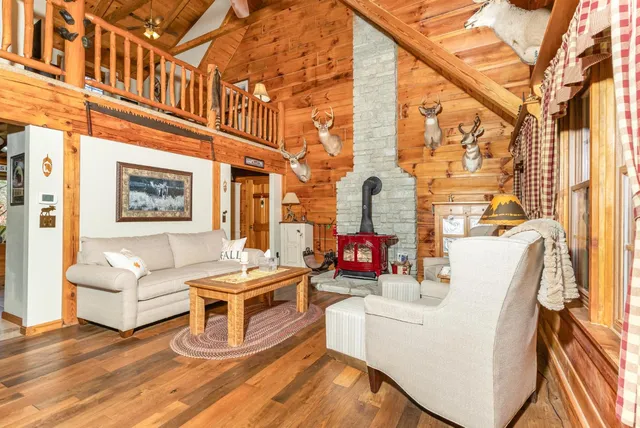 $750,000 | 1023 Pucksinwah Point Drive, West Harrison, IN 47060