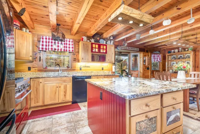 $750,000 | 1023 Pucksinwah Point Drive, West Harrison, IN 47060