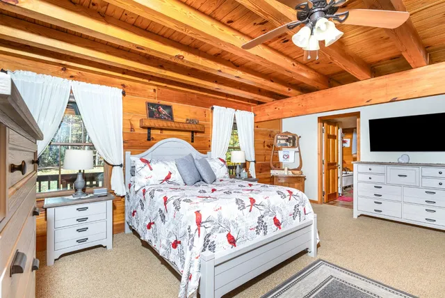 $750,000 | 1023 Pucksinwah Point Drive, West Harrison, IN 47060