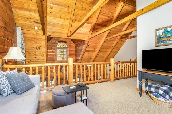 $710,000 | 1023 Pucksinwah Point Drive, West Harrison, IN 47060