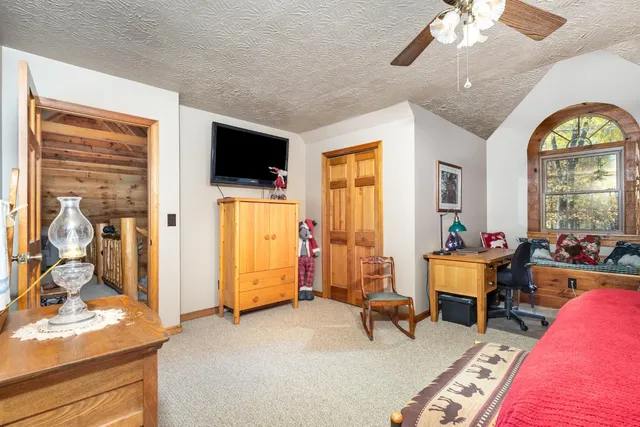 $750,000 | 1023 Pucksinwah Point Drive, West Harrison, IN 47060