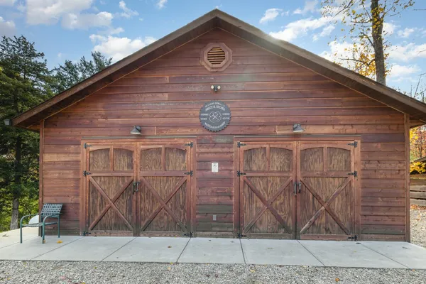 $710,000 | 1023 Pucksinwah Point Drive, West Harrison, IN 47060