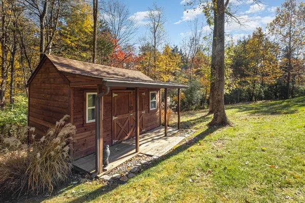 $710,000 | 1023 Pucksinwah Point Drive, West Harrison, IN 47060
