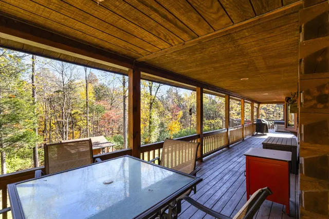 $750,000 | 1023 Pucksinwah Point Drive, West Harrison, IN 47060