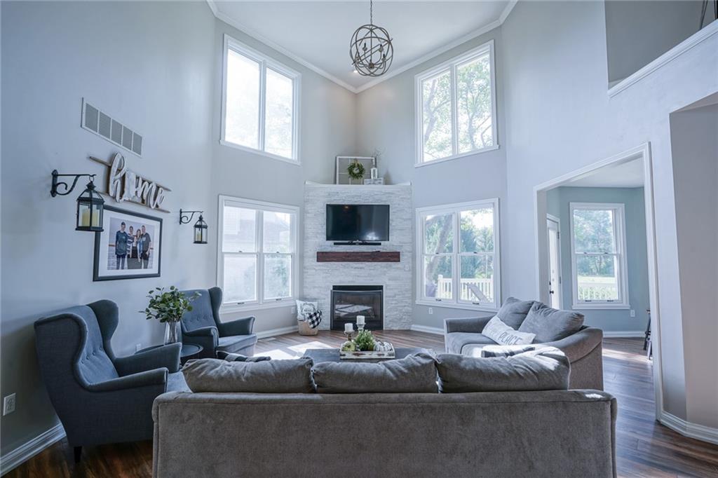 11250 Hawthorn Ridge Fishers, IN 46037 - Photo 2 of 41