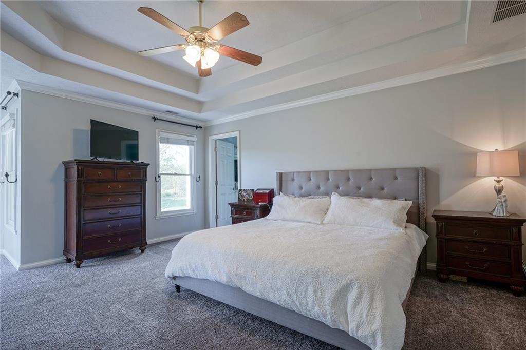 11250 Hawthorn Ridge Fishers, IN 46037 - Photo 17 of 41