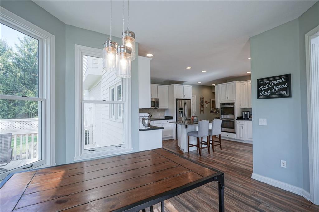 11250 Hawthorn Ridge Fishers, IN 46037 - Photo 10 of 41