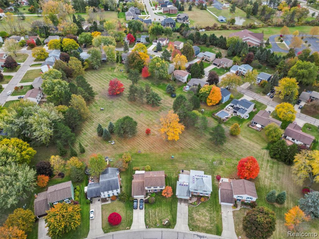 864 Dressler Lane Rochester Hills, MI 48307 - Photo 48 of 65