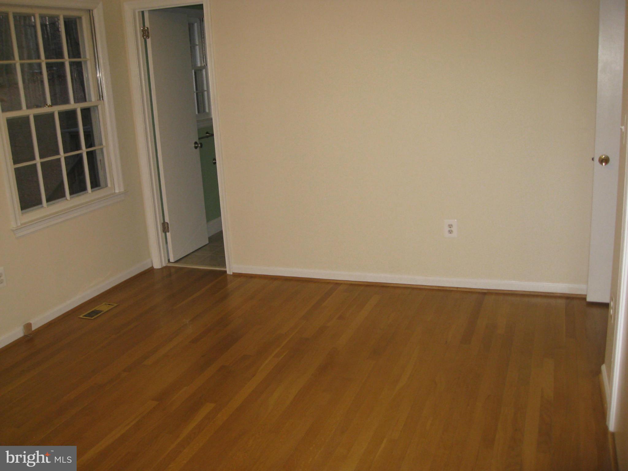 12305 Running Deer Road Manassas, VA 20112 - Photo 5 of 19 Bedroom (Master)