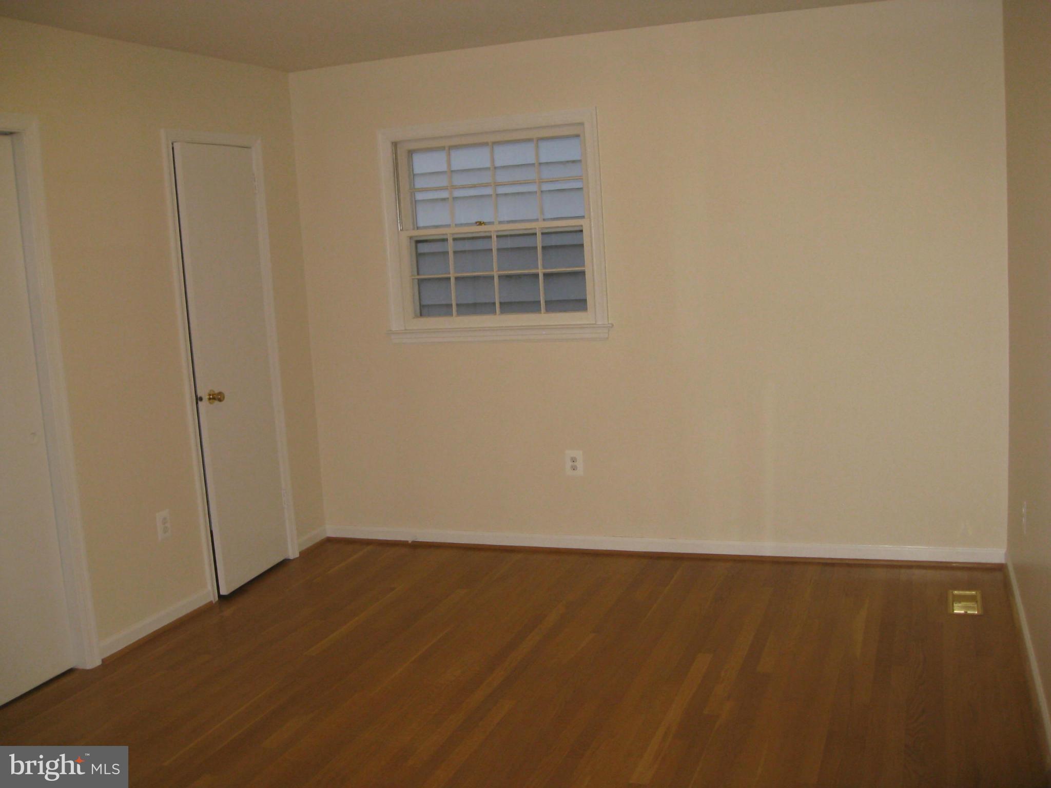 12305 Running Deer Road Manassas, VA 20112 - Photo 6 of 19 Bedroom (Master)