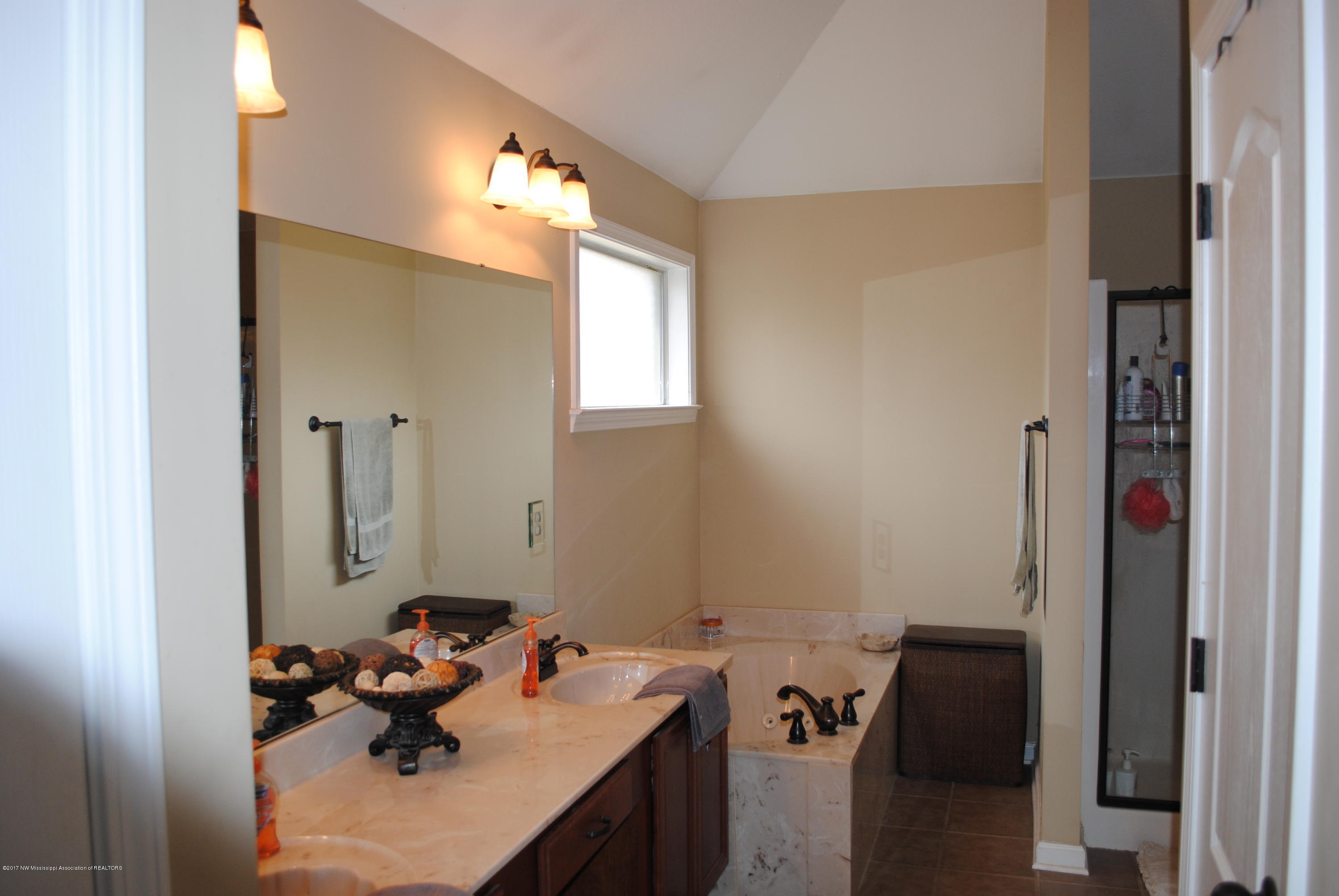 354 East Oak Grove Road Hernando, MS 38632 - Photo 8 of 11 DSC_0031