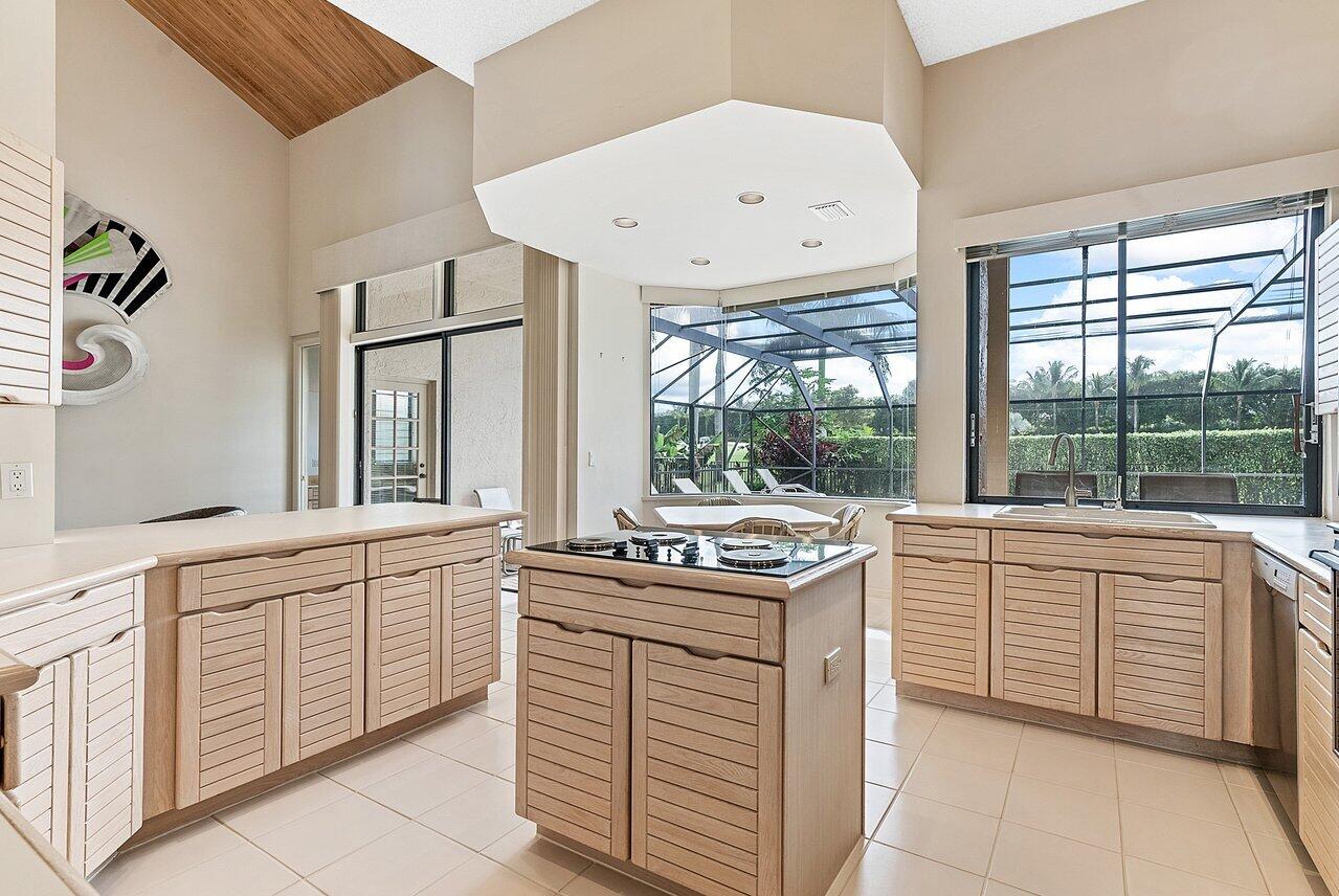 17879 Foxborough Lane Boca Raton, FL 33496 - Photo 8 of 49 016-17879FoxboroughLane-BocaRaton-FL-334