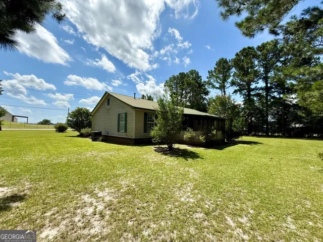 $179,900 | 916 Randall H Whiddon Drive, Ashburn, GA 31714