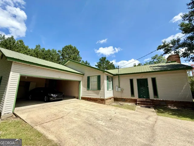 $179,900 | 916 Randall H Whiddon Drive, Ashburn, GA 31714