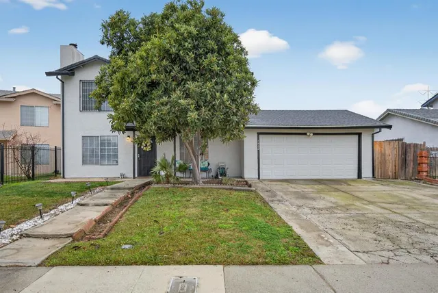 $499,900 | 7462 50th Avenue, Sacramento, CA 95828