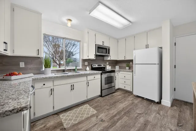 $499,900 | 7462 50th Avenue, Sacramento, CA 95828