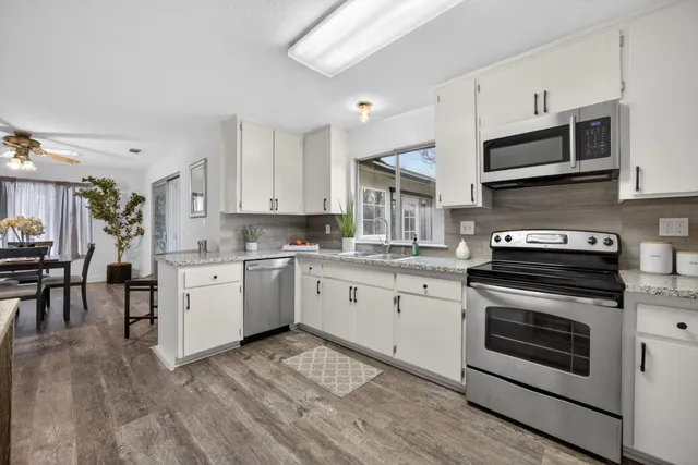 $499,900 | 7462 50th Avenue, Sacramento, CA 95828