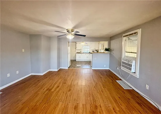 $84,900 | 4116 Pickett Road, St. Joseph, MO 64503