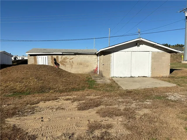 $84,900 | 4116 Pickett Road, St. Joseph, MO 64503