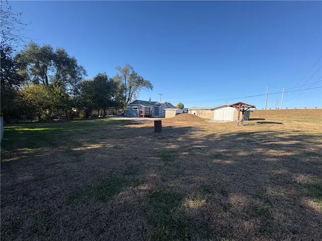 $84,900 | 4116 Pickett Road, St. Joseph, MO 64503