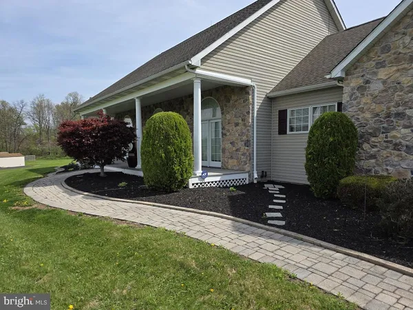 $698,000 | 1501 Knoxlyn-Orrtanna Road, Orrtanna, PA 17353